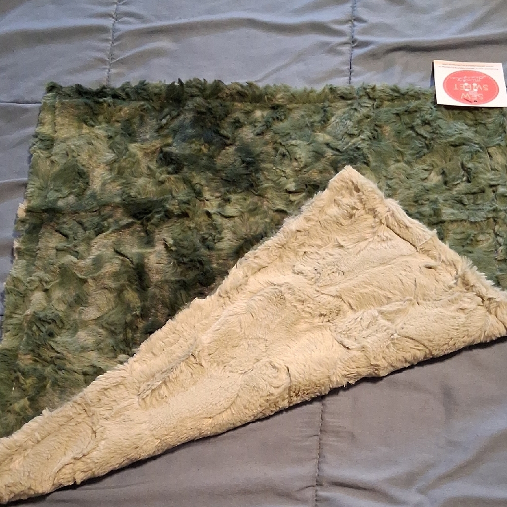 Cozy Green and Cream Kids Blanket